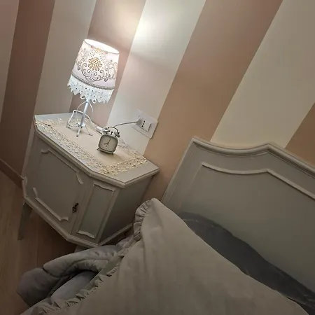Bed & Breakfast La Petite Maison D'emilie