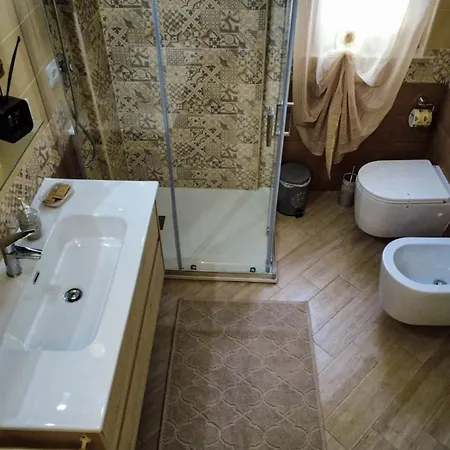 La Petite Maison D'emilie Bed & Breakfast 3*